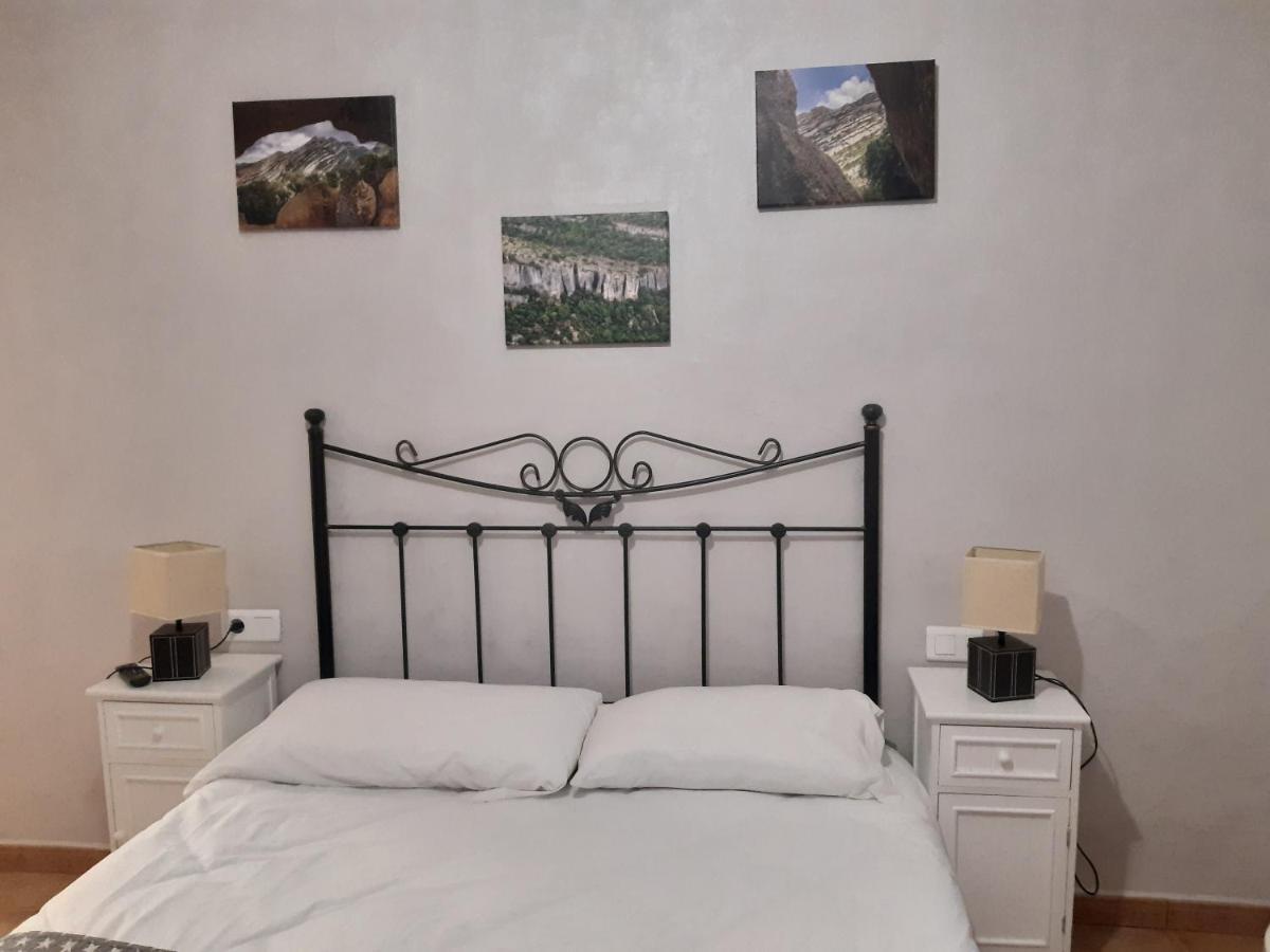 Fonda Toldra Hotel Ulldemolins Ngoại thất bức ảnh