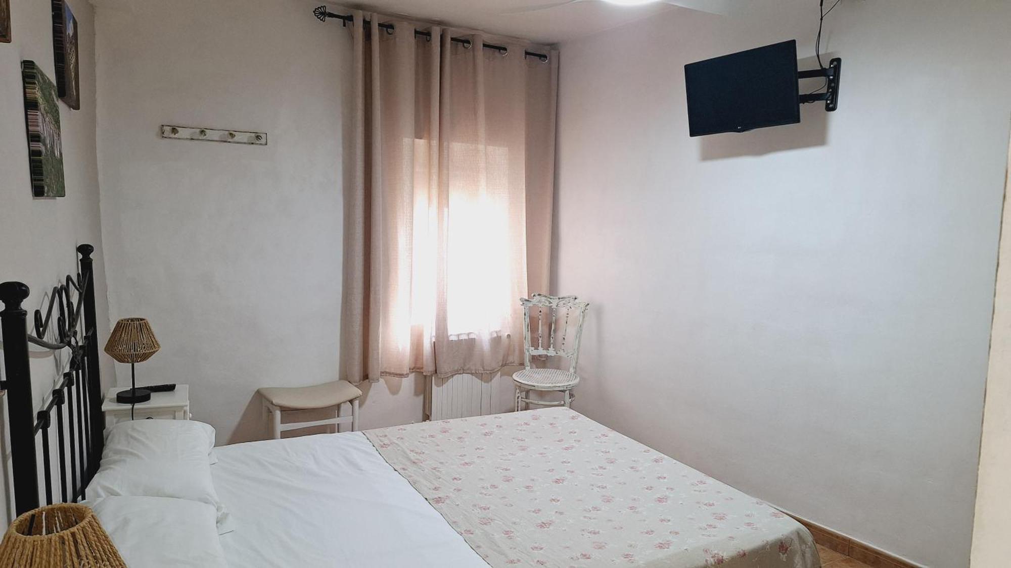 Fonda Toldra Hotel Ulldemolins Ngoại thất bức ảnh